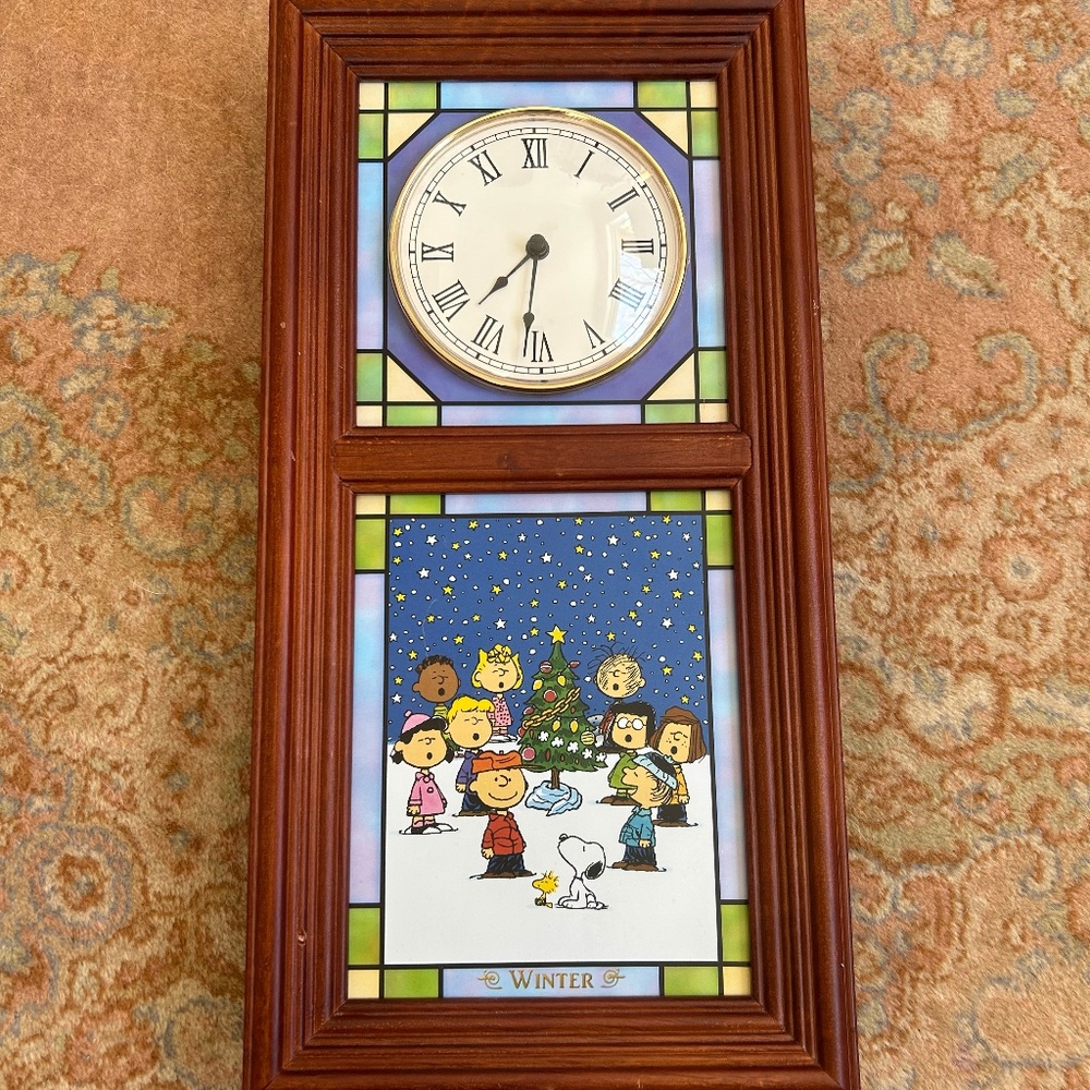 Vintage Danbury Peanuts Stained Glass Clock Mint Condition